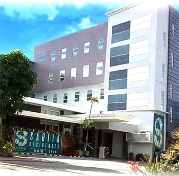 Sarita Bed And Breakfast Laoag Esterno foto